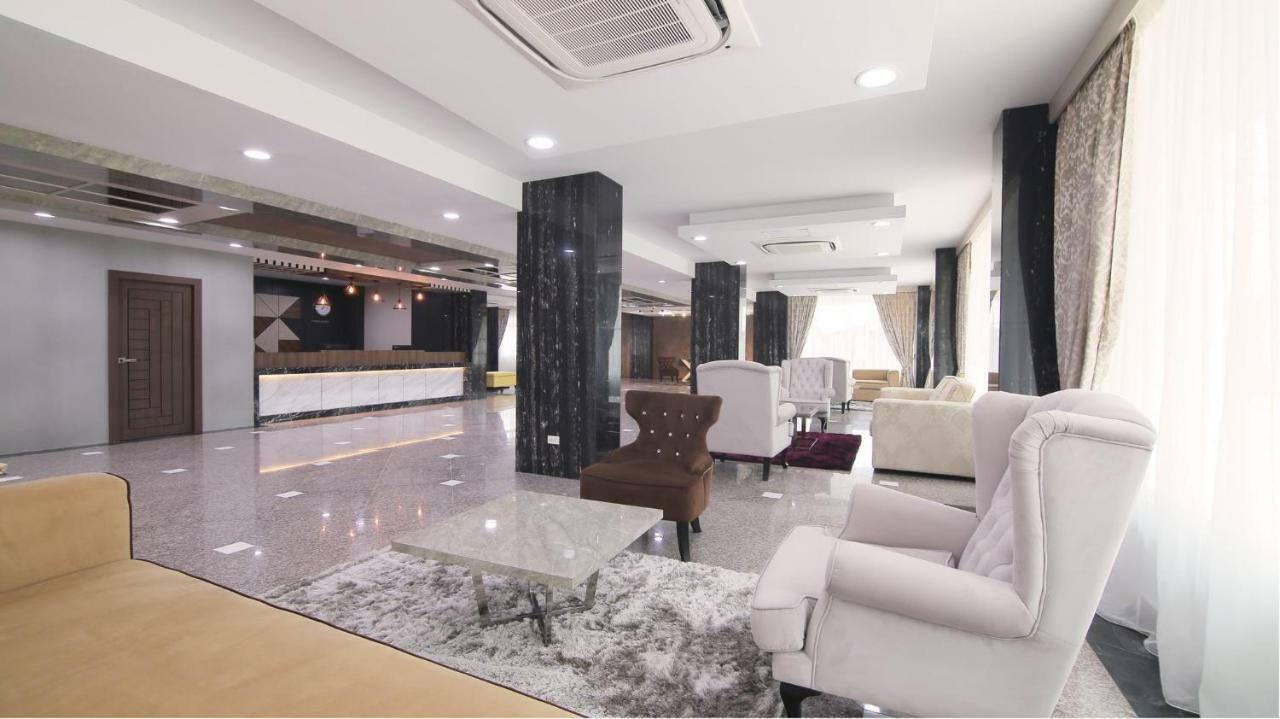 M Soho Danok Hotel Sadao Luaran gambar
